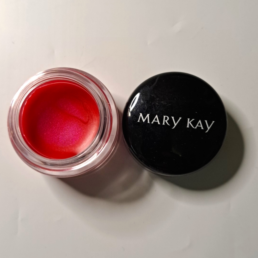 Mary Kay Lip 💋 lacquer